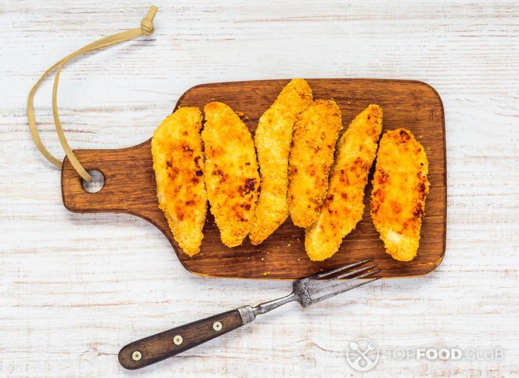 2021-09-30-sy6kpx-fish-fingers-in-top-view-pebcjlh