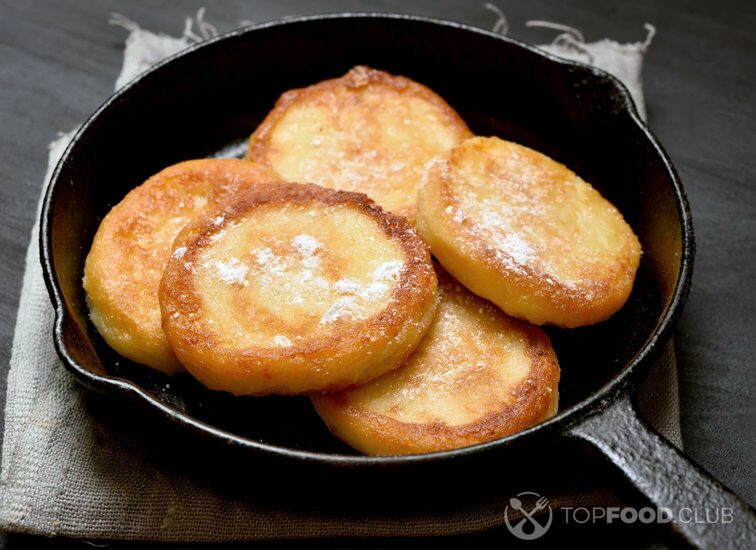 2021-10-08-qnf864-curd-cheese-pancakes-gkk3586