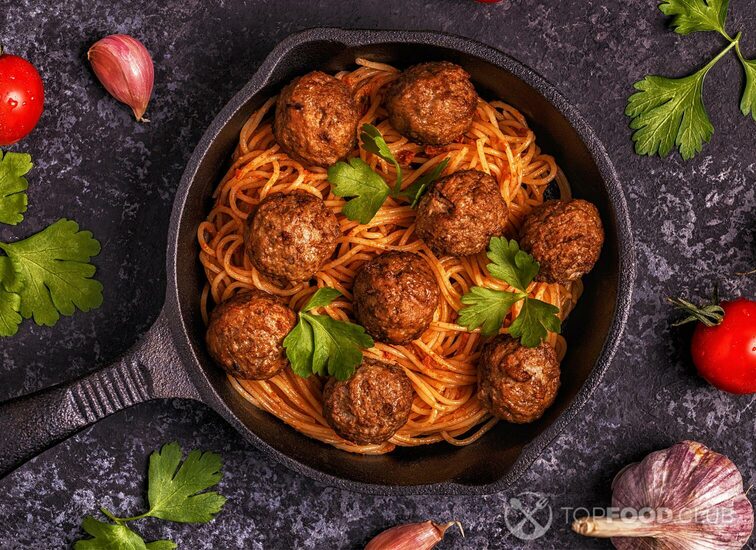 2021-10-27-zpri2d-roasted-meatballs-with-spaghetti-2021-08-31-16-01-32-utc