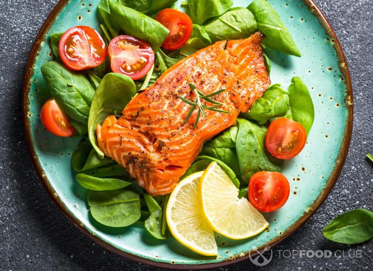 Baked salmon with soy sauce