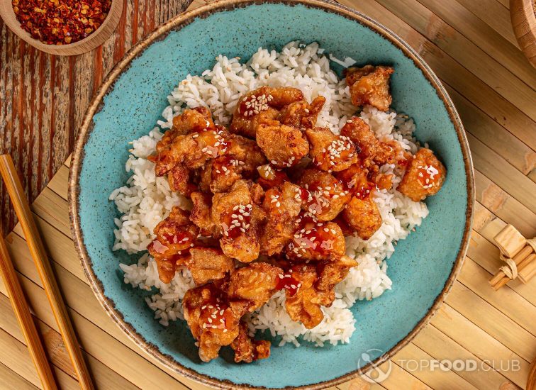 Fried chicken with teriyaki sauce and rice