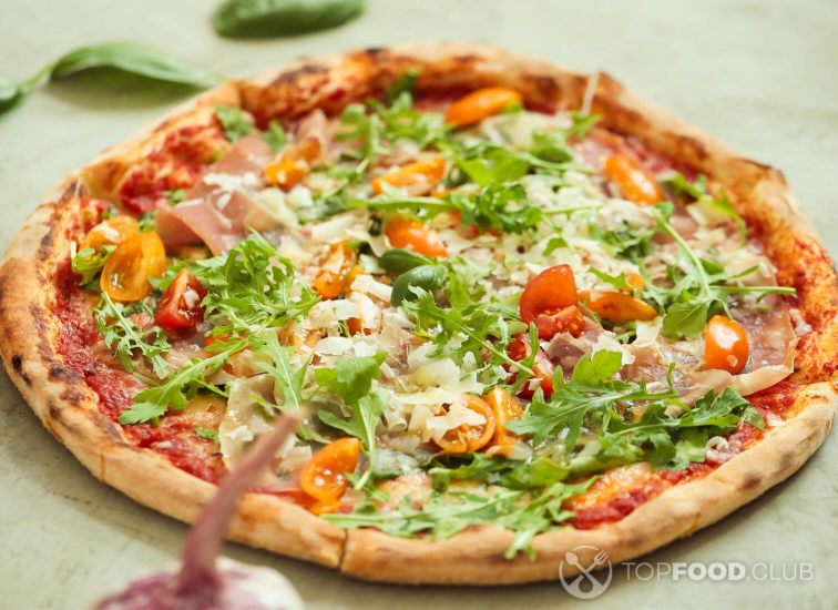 Пицца с колбасой и помидорами – пошаговый рецепт приготовления с фото