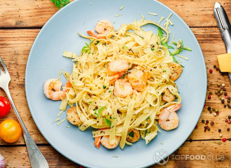 Chilled seafood salad with pasta