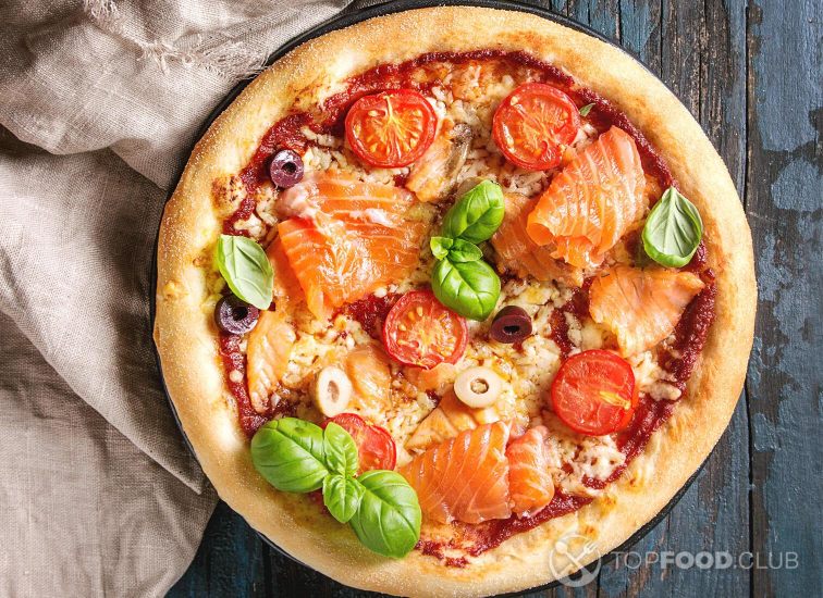 2021-11-29-zb1y5u-pizza-with-salmon-2021-08-26-23-07-38-utc