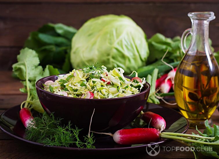 2021-12-10-qm7gpz-vitamin-salad-of-young-vegetables-cabbage-radish-c-pfphffa
