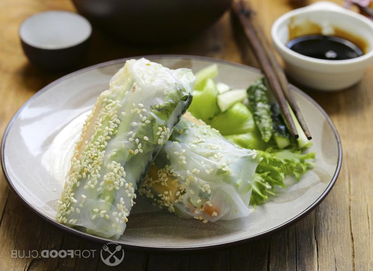 2022-03-21-g23lkb-spring-rolls