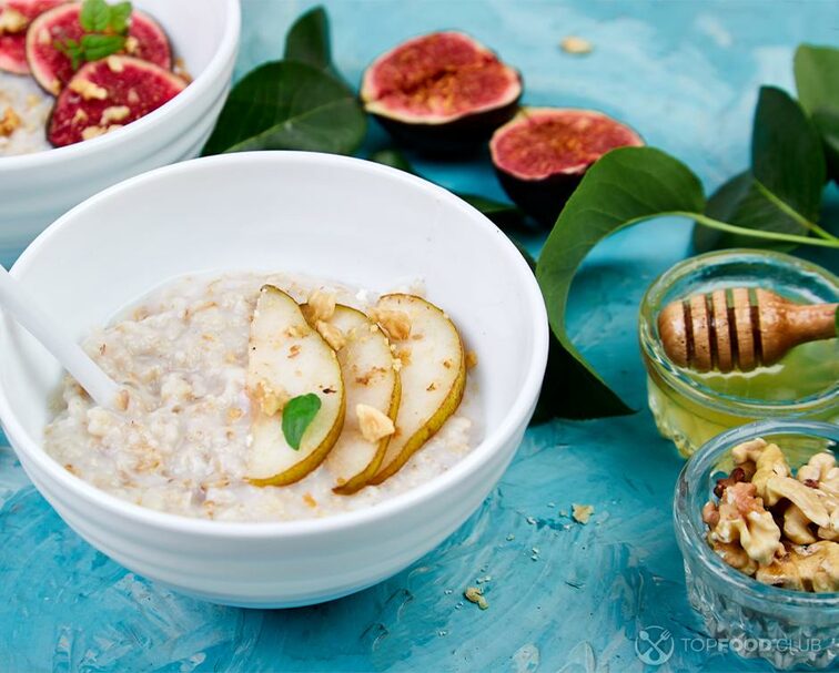 2022-09-21-0tbqgf-overnight-oats-with-pear