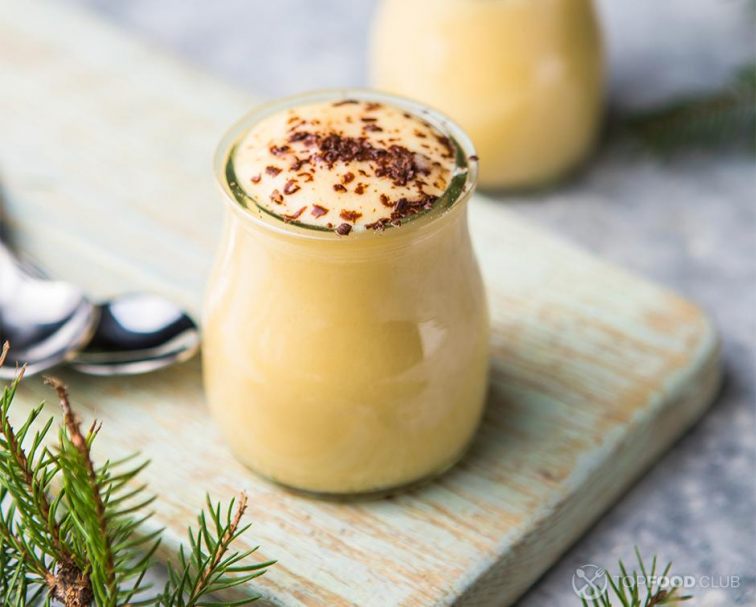 2022-12-11-qo54wb-milk-pudding-natillas-typical-christmas-dessert
