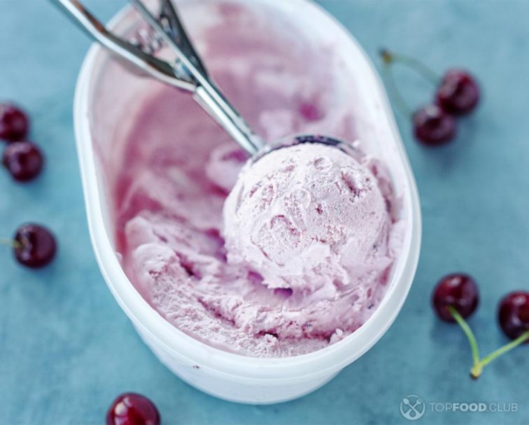2023-01-10-7zkay6-cherry-ice-cream