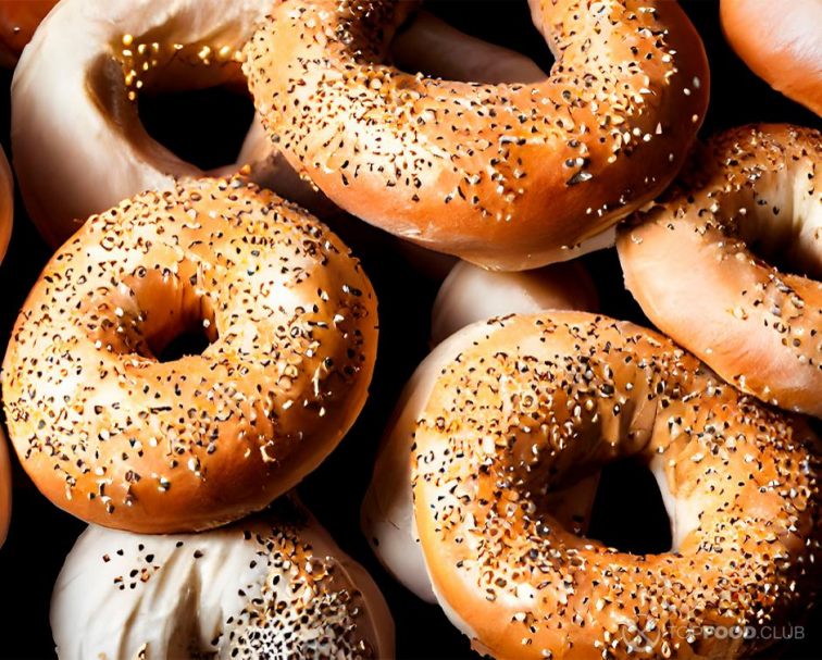Bagels with Poppy and Sesame Seeds