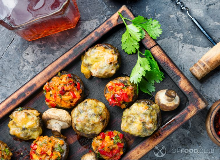Stuffed Mushrooms with Cottage Cheese and Tomato