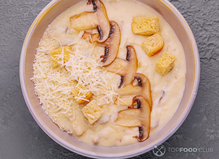 Mushroom and Turkey Cream Soup
