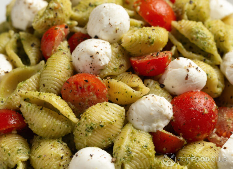 2023-04-12-k7q9ua-pasta-s-mozarelloi-i-pesto