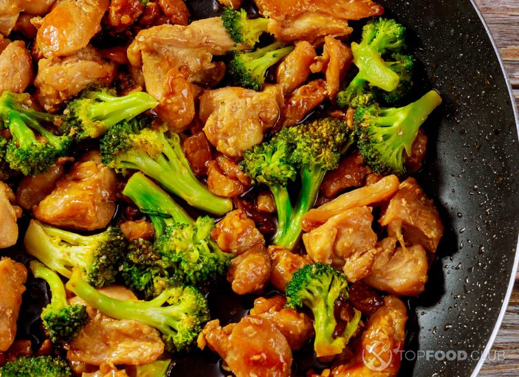 2023-05-20-z5hofw-beef-and-broccoli