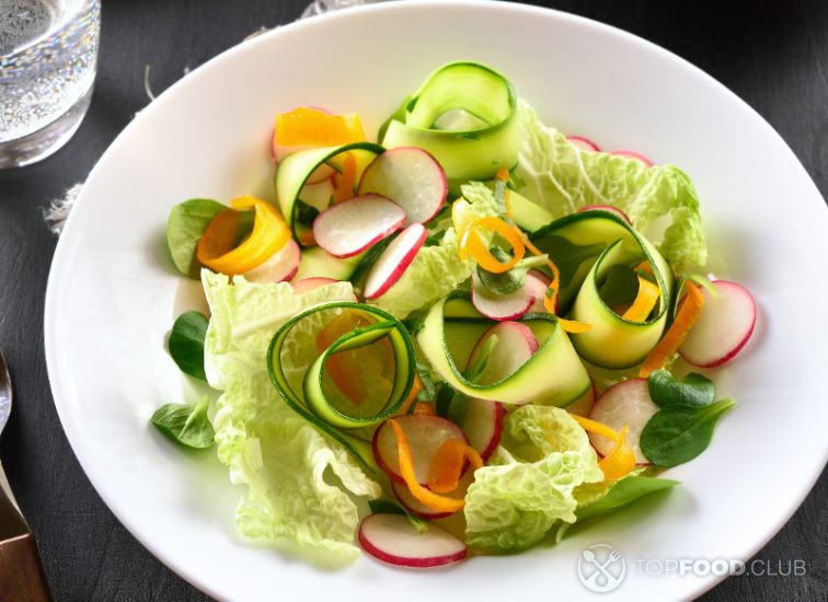 2023-05-31-0ys78x-vegetable-salad-from-zucchini-radish-greens-2021-12-09-11-14-08-utc