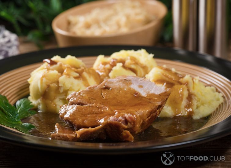 2023-06-20-huan2s-braised-pork-neck-in-own-sauce-with-mashed-potatoes