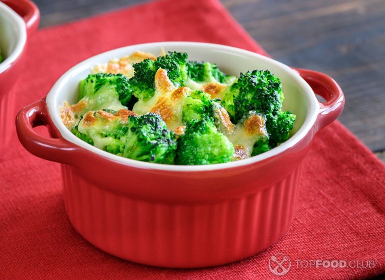2023-08-11-rvg49n-baked-broccoli-with-cheese