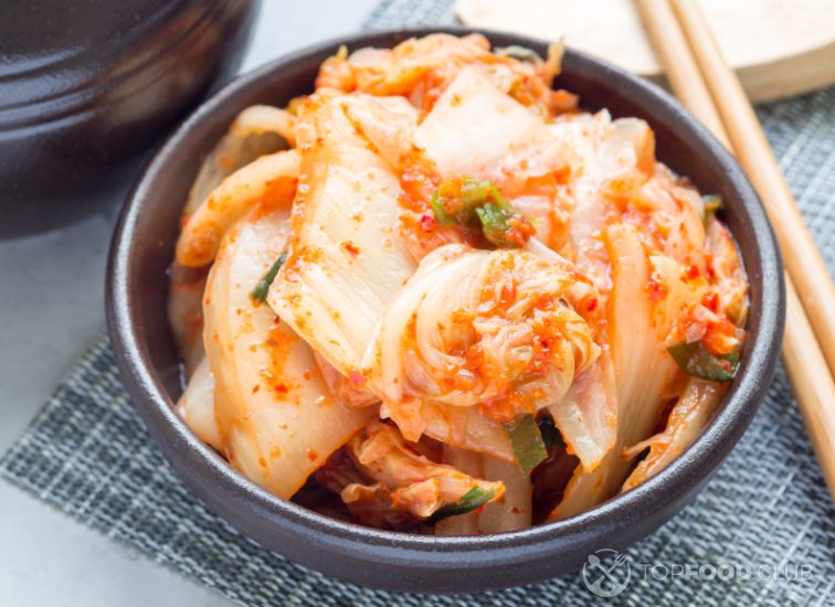 2023-08-18-pctixo-kimchi-cabbage-korean-appetizer-in-ceramic-bowl-2021-08-26-16-34-46-utc