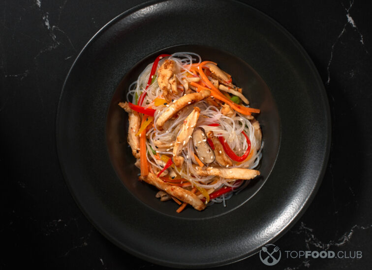 Фунчоза с курицей и овощами пошаговый рецепт с видео и фото – Европейская кухня: Салаты