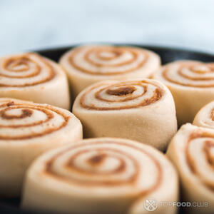 Синнабоны на противне.