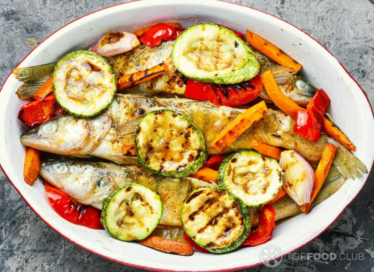 2021-09-01-6wsa7z-grilled-fish-with-vegetable-vbfcgkt