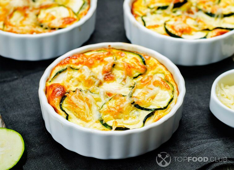 2021-09-27-0d9a1v-cheese-eggs-zucchini-casserole-bxysnmj