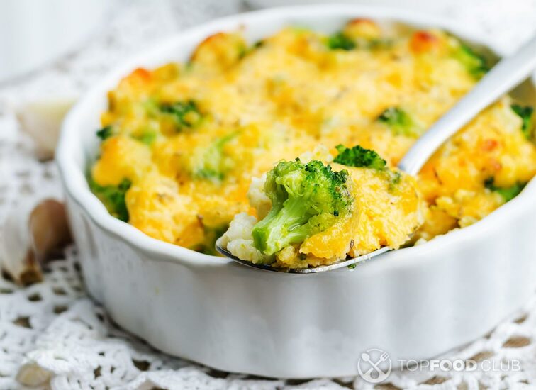 2021-11-30-wvd7ai-millet-casserole-with-broccoli-and-cheese-2021-09-01-04-31-42-utc