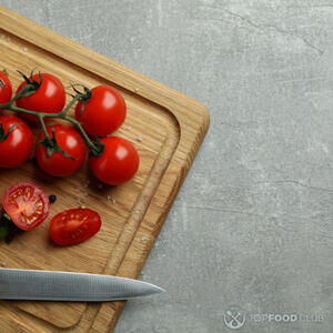 Режем помидоры