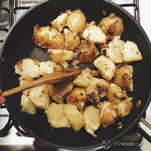 Жарить картошку