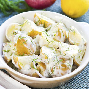 Картофель в сметане готов!