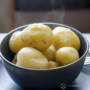 Отварите картофель