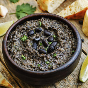 Пюре из черной фасоли