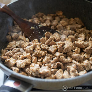 обжариваем мясо 