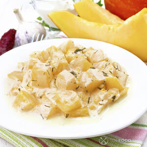 Тыква в сметанном соусе готова