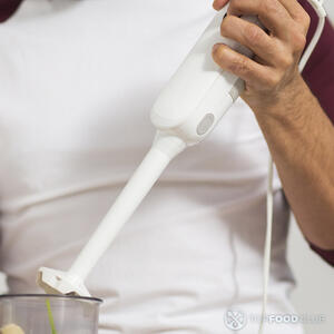 Поместить в блендер