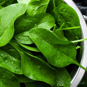 Берем шпинат
