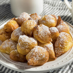 Творожные пончики готовы