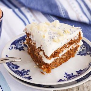 Морковный торт готов