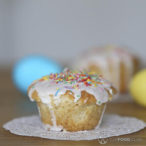 Кекс с глазурью