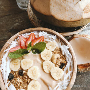 Смузи боул кокосовый