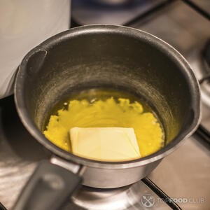 Растопленное сливочное масло