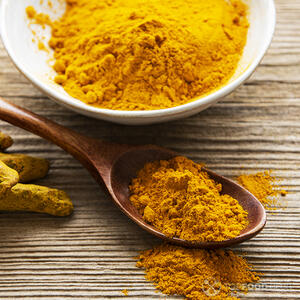 добавить порошок карри