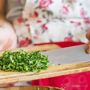 Сыпать зелень