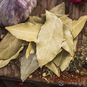 Добавить лавровый лист