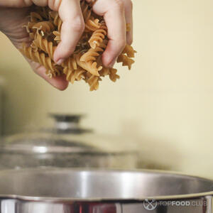 Варите макароны