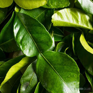 Добавляем листья лайма.