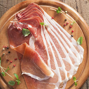 Резать прошутто