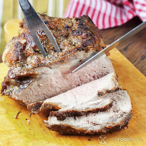 Резать мясо