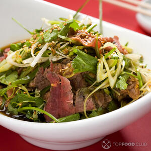 Салат в азиатском стиле