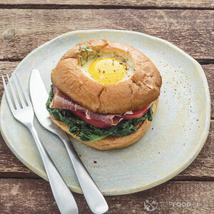 Бургер с прошутто